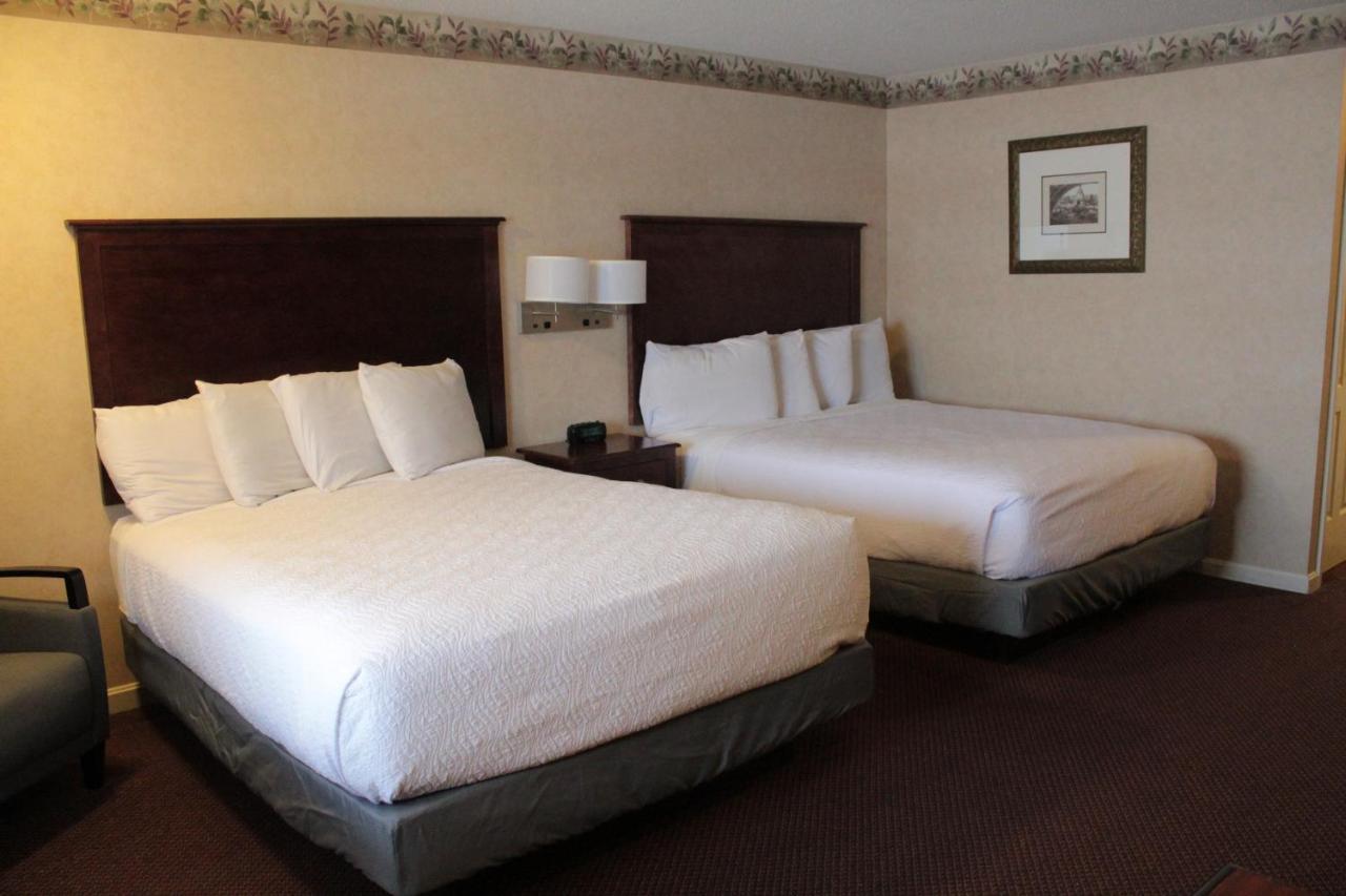 Shiretown Inn & Suites Houlton Buitenkant foto