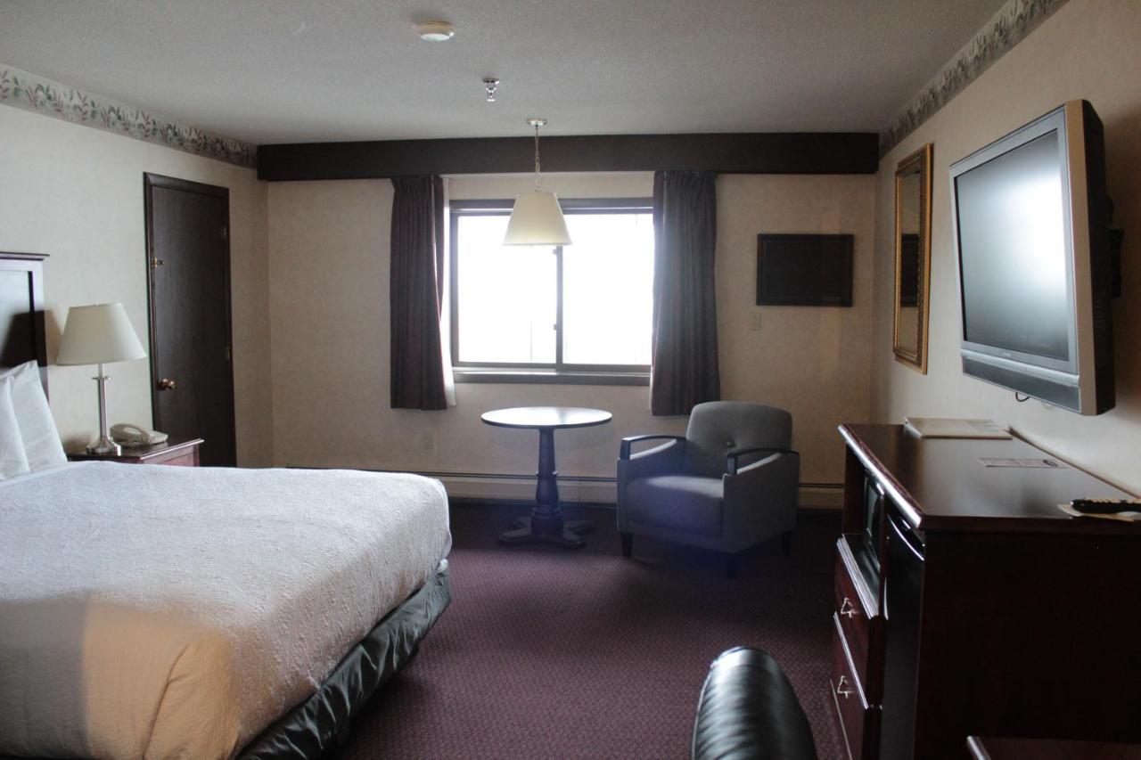 Shiretown Inn & Suites Houlton Buitenkant foto