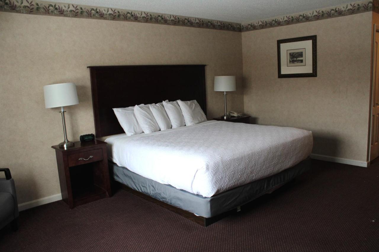 Shiretown Inn & Suites Houlton Buitenkant foto